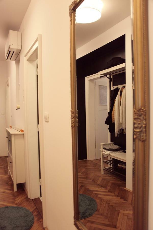 Writer'S Place Hotell Ljubljana Exteriör bild
